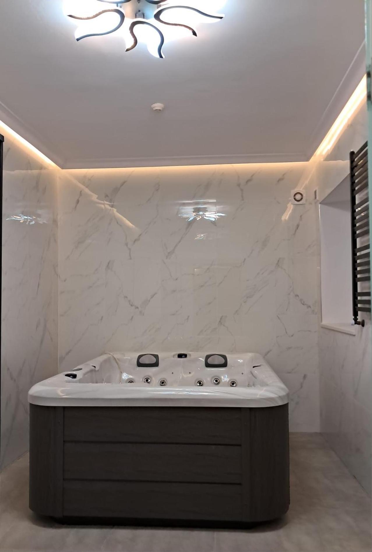 Szwajcarka Willa Z Sauna I Jacuzzi Kudowa-Zdroj Dış mekan fotoğraf